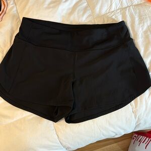 EUC Lululemon Speed up shorts size 8 tall